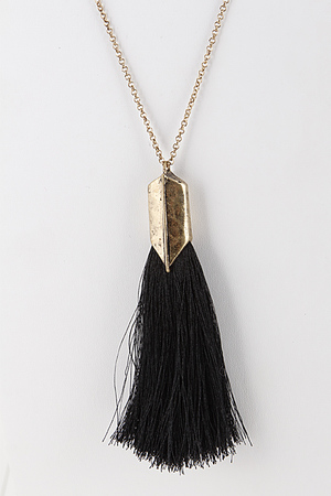 Long Pendant Necklace with Tassel Detail 5ICJ7